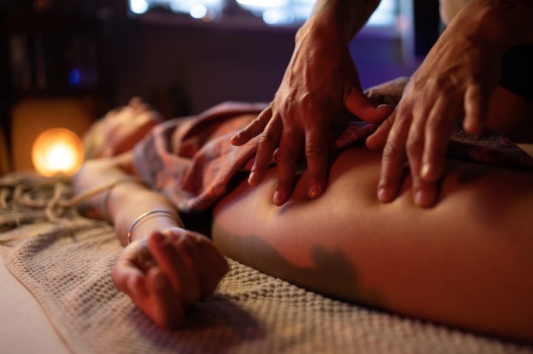 Hands-of-light energy healing